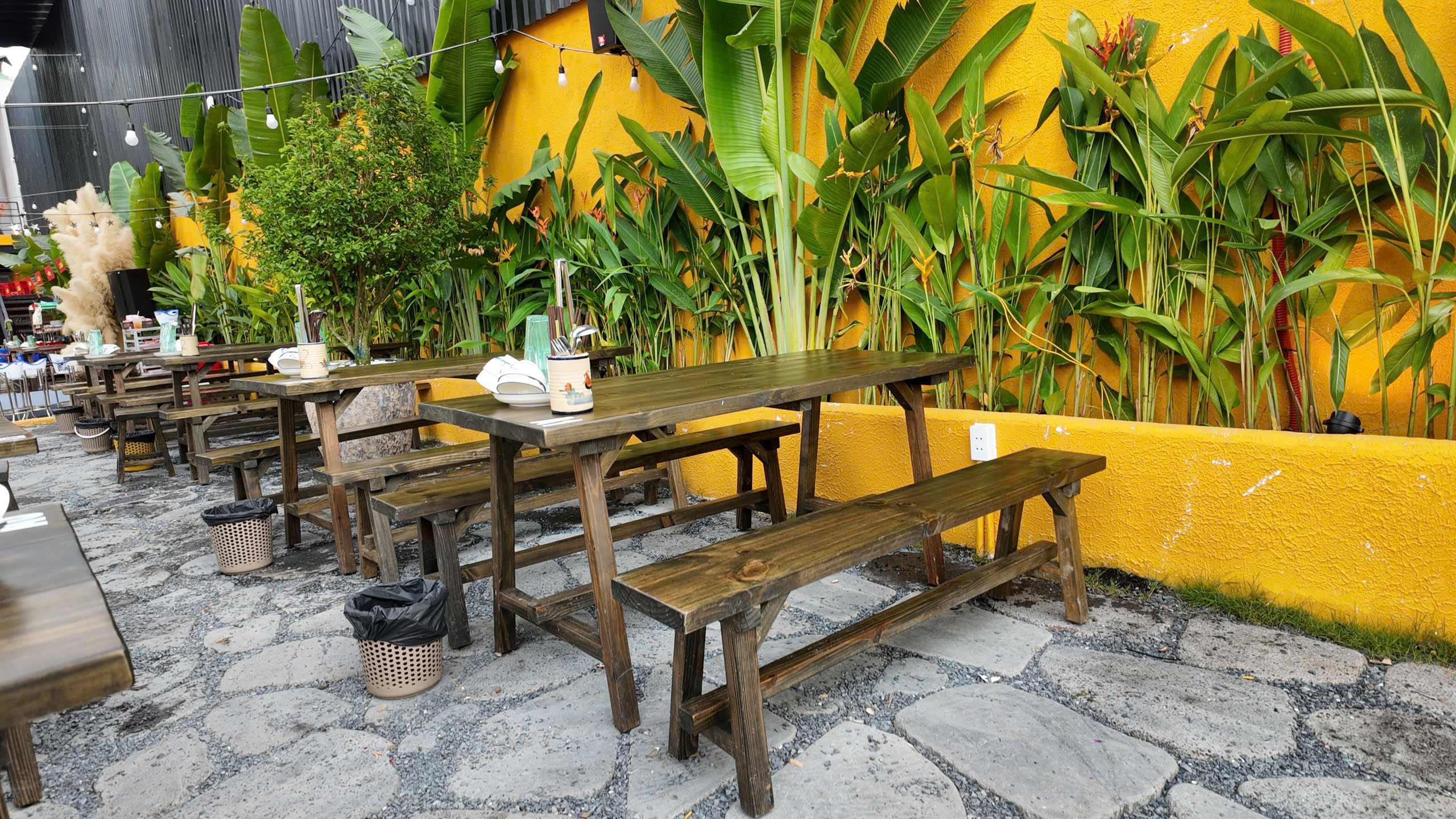 Bộ Bàn Băng Ghế